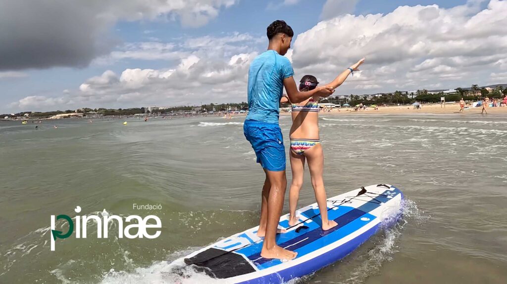 Fundació Pinnae se une a SUPerando para promover la inclusión a través del proyecto «Onades per a tothom» Fundació Pinnae se une a SUPerando para promover la inclusión a través del proyecto «Onades per a tothom»