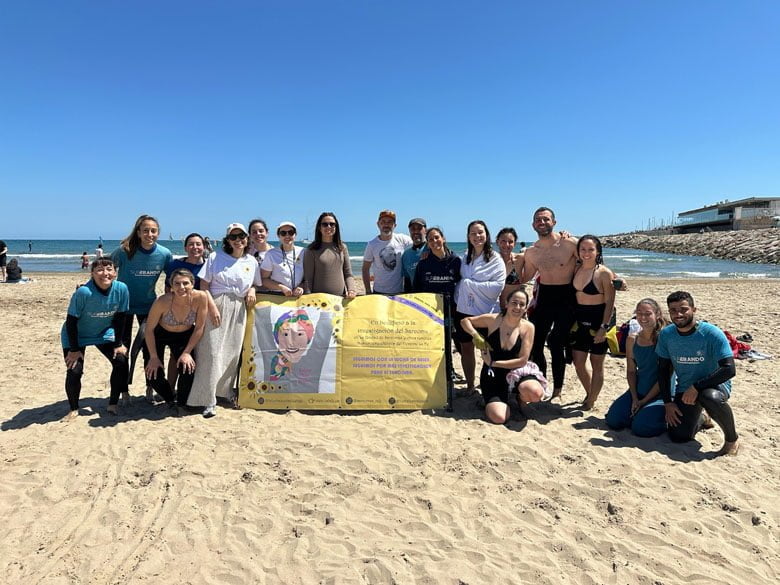 Llenamos de sonrisas y esperanza la valenciana Playa de Las Arenas para poner el colofón al LUCHAFEST